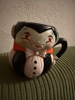 Ceramic Halloween Vampire Mug - Black, White & Orange